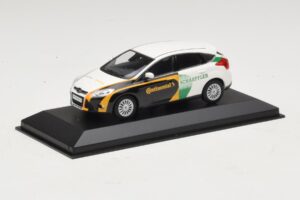 Ford Focus Benzine Technologieauto Continental Schaeffler Vervangende Doos Minichamps 1:43 AB65A-R1 Metaal — afbeelding 2 van 4