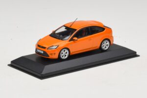 Ford Focus ST Mk2 Electric Orange Minichamps 1:43 400087302 Metaal — afbeelding 2 van 4