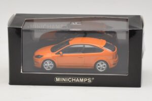 Ford Focus ST Mk2 Electric Orange Vervangende Doos Minichamps 1:43 400087302-R1 Metaal — afbeelding 4 van 4