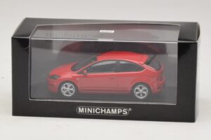 Ford Focus ST Mk2 Rood Minichamps 1:43 400087301 Metaal — afbeelding 4 van 4