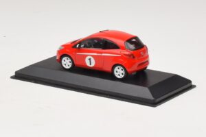 Ford Ka Mk2 Grand Prix Stylingpakket Rood Minichamps 1:43 400088201 Metaal — afbeelding 3 van 4