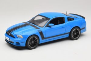 Ford Mustang Boss 302 S197 Blauw Shelby Collectibles 1:18 25414S Metaal