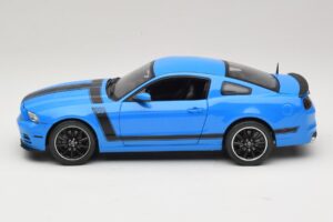 Ford Mustang Boss 302 S197 Blauw Shelby Collectibles 1:18 25414S Metaal — afbeelding 4 van 8