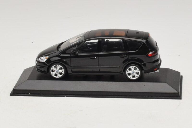 Ford S-Max Zwart Metallic Minichamps 1:43 400085400 Metaal