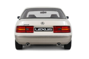 Lexus LS 400 XF10 Diamond White Pearl Otto 1:18 OT1277 Hars — afbeelding 5 van 5