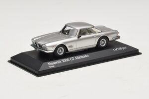 Maserati 5000 GT Allemano Zilver Minichamps 1:43 437123324 Metaal — afbeelding 2 van 4