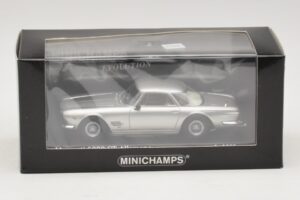 Maserati 5000 GT Allemano Zilver Minichamps 1:43 437123324 Metaal — afbeelding 4 van 4