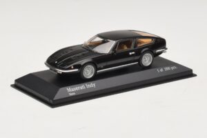 Maserati Indy Zwart Minichamps 1:43 437123121 Metaal — afbeelding 2 van 4
