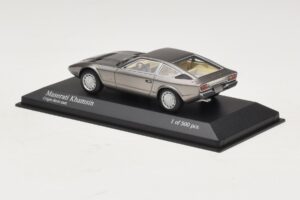 Maserati Khamsin Grey Metallic Minichamps 1:43 437123220 Metaal — afbeelding 3 van 4