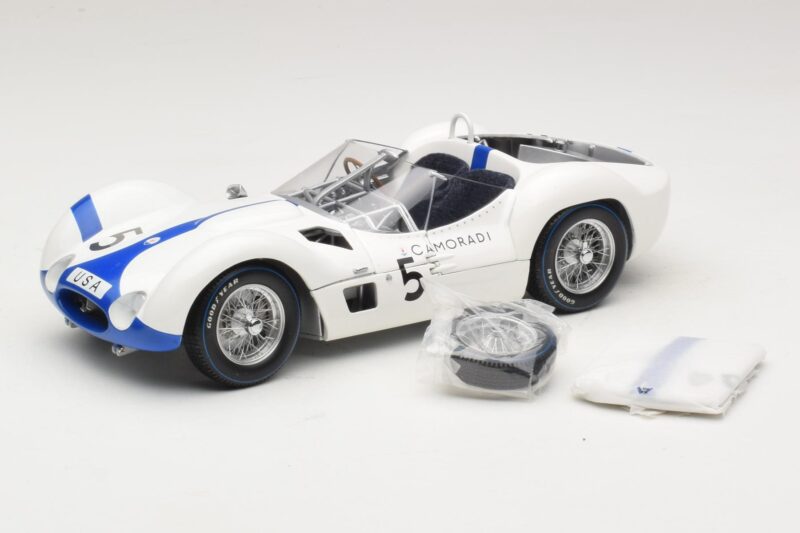 Maserati Tipo 61 #5 S. Moss / D. Gurney Camoradi ADAC 1000km Nurburgring Winner 1960 Minichamps 1:18 100601205 Metaal