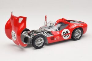Maserati Tipo 61 #98 C. Shelby Times Mirror Grand Prix for Sportscars 1960 Minichamps 1:18 100601298 Metaal — afbeelding 2 van 8