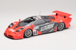 McLaren F1 GTR Lark #44 Tsuchiya / Ayles 24 Hours of Le Mans 1997 Minichamps 1:18 530133744 Metaal