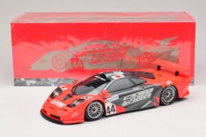 McLaren F1 GTR Lark #44 Tsuchiya / Ayles 24 Hours of Le Mans 1997 Minichamps 1:18 530133744 Metaal — afbeelding 8 van 8