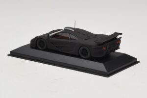 McLaren F1 GTR Longtail Zwart Mat 1997 Minichamps 1:43 MCLAREN010 Metaal — afbeelding 2 van 4