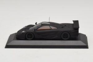 McLaren F1 GTR Longtail Zwart Mat 1997 Minichamps 1:43 MCLAREN010 Metaal — afbeelding 3 van 4