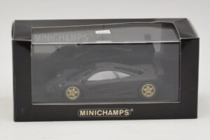 McLaren F1 GTR Prototype Mat Zwart Met Gouden Velgen Minichamps 1:43 MCLAREN008 Metaal — afbeelding 4 van 4