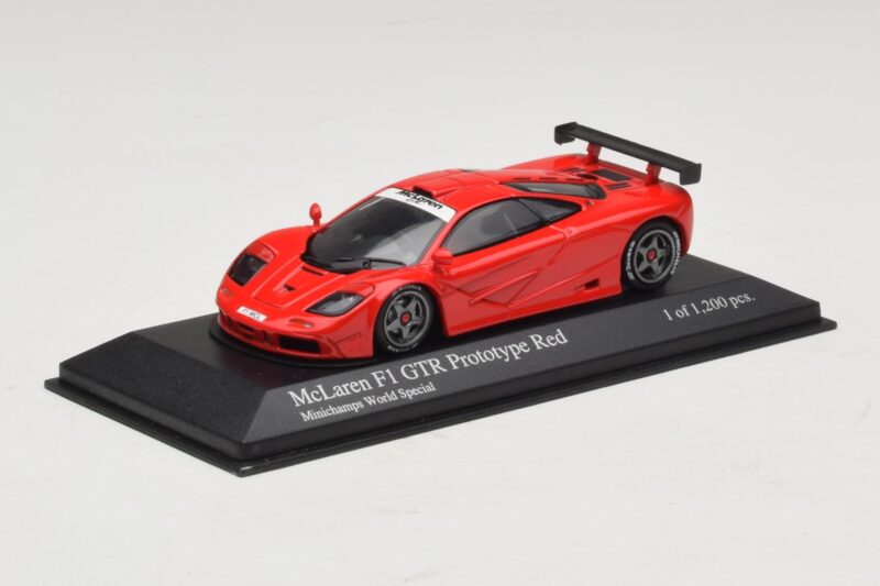 McLaren F1 GTR Prototype World Special Rood Minichamps 1:43 MCLAREN007 Metaal