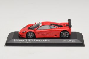 McLaren F1 GTR Prototype World Special Rood Minichamps 1:43 MCLAREN007 Metaal — afbeelding 3 van 4