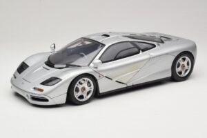 McLaren F1 Zilver Minichamps 1:12 530133123 Metaal