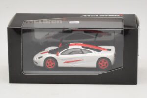 McLaren F1 Wit Met Rode Strepen Minichamps 1:43 MCLAREN003 Metaal — afbeelding 3 van 4