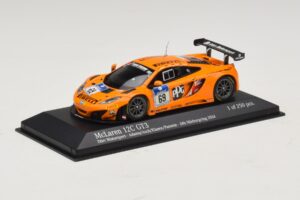 McLaren MP4-12C GT3 #69 Dorr Motorsport Adams / S. Asch 24 Hours of Nurburgring 2014 Minichamps 1:43 437141369 Metaal — afbeelding 2 van 4