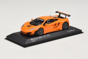 McLaren MP4-12C GT3 Street Oranje Minichamps 1:43 437121399 Metaal — afbeelding 2 van 4