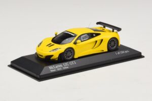 McLaren MP4-12C GT3 Street Geel Minichamps 1:43 437121396 Metaal — afbeelding 2 van 4
