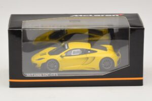 McLaren MP4-12C GT3 Street Geel Minichamps 1:43 437121396 Metaal — afbeelding 4 van 4