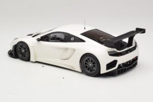 McLaren MP4-12C GT3 Wit 2013 Minichamps 1:18 151121394 Metaal — afbeelding 5 van 6