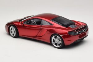 McLaren MP4-12C Rood Metallic Minichamps 1:18 110133022 Metaal — afbeelding 7 van 8