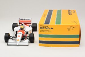 McLaren MP4/8 Ford #8 A. Senna Winner European GP 1993 Minichamps 1:18 540931818 Metaal — afbeelding 3 van 7
