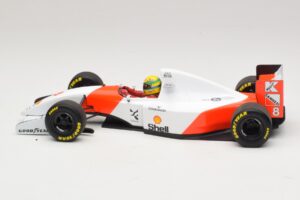 McLaren MP4/8 Ford #8 A. Senna Winner Japanese GP 1993 Minichamps 1:18 540931878 Metaal — afbeelding 4 van 7