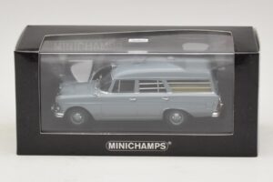 Mercedes 190 W110 Ambulance DRK Minichamps 1:43 400037270 Metaal — afbeelding 4 van 4