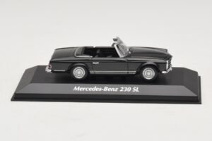 Mercedes 230 SL W113 Grijs Maxichamps 1:43 94003231 Metaal