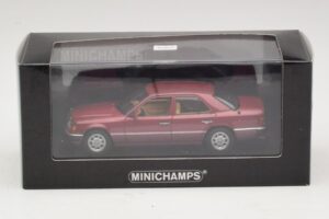 Mercedes 230E W124 Rood Metallic Minichamps 1:43 400037001 Metaal — afbeelding 4 van 4