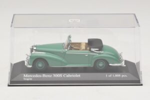 Mercedes 300S Cabriolet Groen Minichamps 1:43 430032335 Metaal — afbeelding 4 van 5