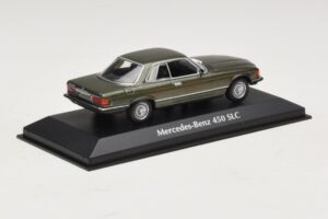 Mercedes 450 SLC C107 Donkergroen Metallic Maxichamps 1:43 940033420 Metaal — afbeelding 2 van 4