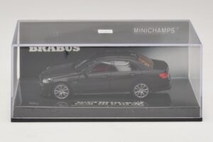 Mercedes Brabus 850 E63 W212 Matzwart Minichamps 1:43 437034101 Metaal — afbeelding 4 van 5