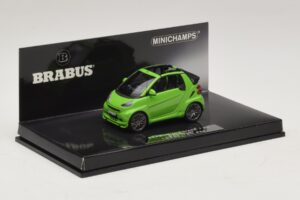 Mercedes Brabus Ultimate 120 Cabriolet Groen Minichamps 1:43 437032731 Metaal — afbeelding 2 van 5