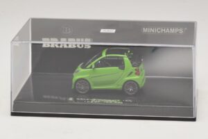 Mercedes Brabus Ultimate 120 Cabriolet Groen Minichamps 1:43 437032731 Metaal — afbeelding 4 van 5