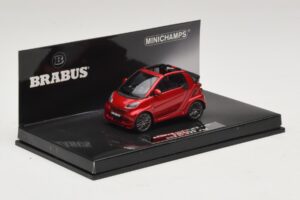 Mercedes Brabus Ultimate 120 Cabriolet Rood Minichamps 1:43 437032730 Metaal — afbeelding 2 van 5