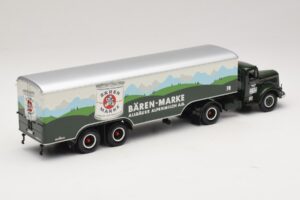 Mercedes LS315 Koffersattelzug Bärenmarke Minichamps 1:43 499034780 Metaal — afbeelding 2 van 6