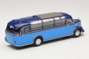 Mercedes O 3500 Bus Lichtblauw Donkerblauw Minichamps 1:43 439360011 Metaal — afbeelding 2 van 6
