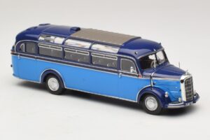Mercedes O 3500 Bus Lichtblauw Donkerblauw Minichamps 1:43 439360011 Metaal — afbeelding 4 van 6