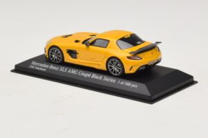 Mercedes SLS AMG C197 Black Series Goud Minichamps 1:43 437033022 Metaal — afbeelding 3 van 4