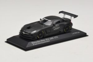 Mercedes SLS AMG GT3 45 Years of Driving Performance Zwart Minichamps 1:43 410133200 Metaal — afbeelding 2 van 4