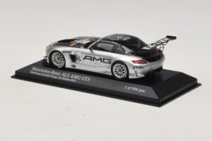 Mercedes SLS AMG GT3 #96 M. Hakkinen / R. Arnold 6 Hours of Zhuhai 2011 Minichamps 1:43 410113296 Metaal — afbeelding 3 van 4