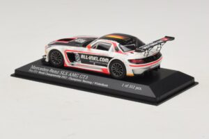 Mercedes SLS AMG GT3 All-Inkl.com #38 FIA GT1 World Championship 2012 Champions Minichamps 1:43 410123238 Metaal — afbeelding 3 van 4