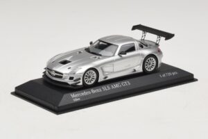 Mercedes SLS AMG GT3 Zilver Minichamps 1:43 410113202 Metaal — afbeelding 2 van 4