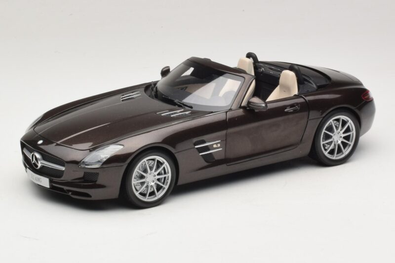 Mercedes SLS AMG Sepang Brown Minichamps 1:18 B66960080 Metaal